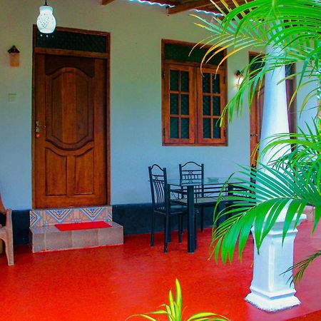 Chanaka Holiday Inn Sigiriya Exterior photo