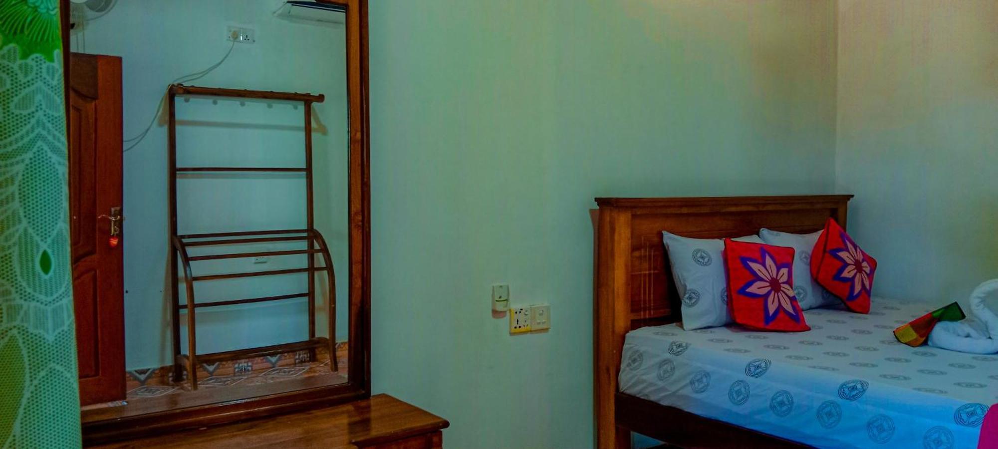 Chanaka Holiday Inn Sigiriya Exterior photo
