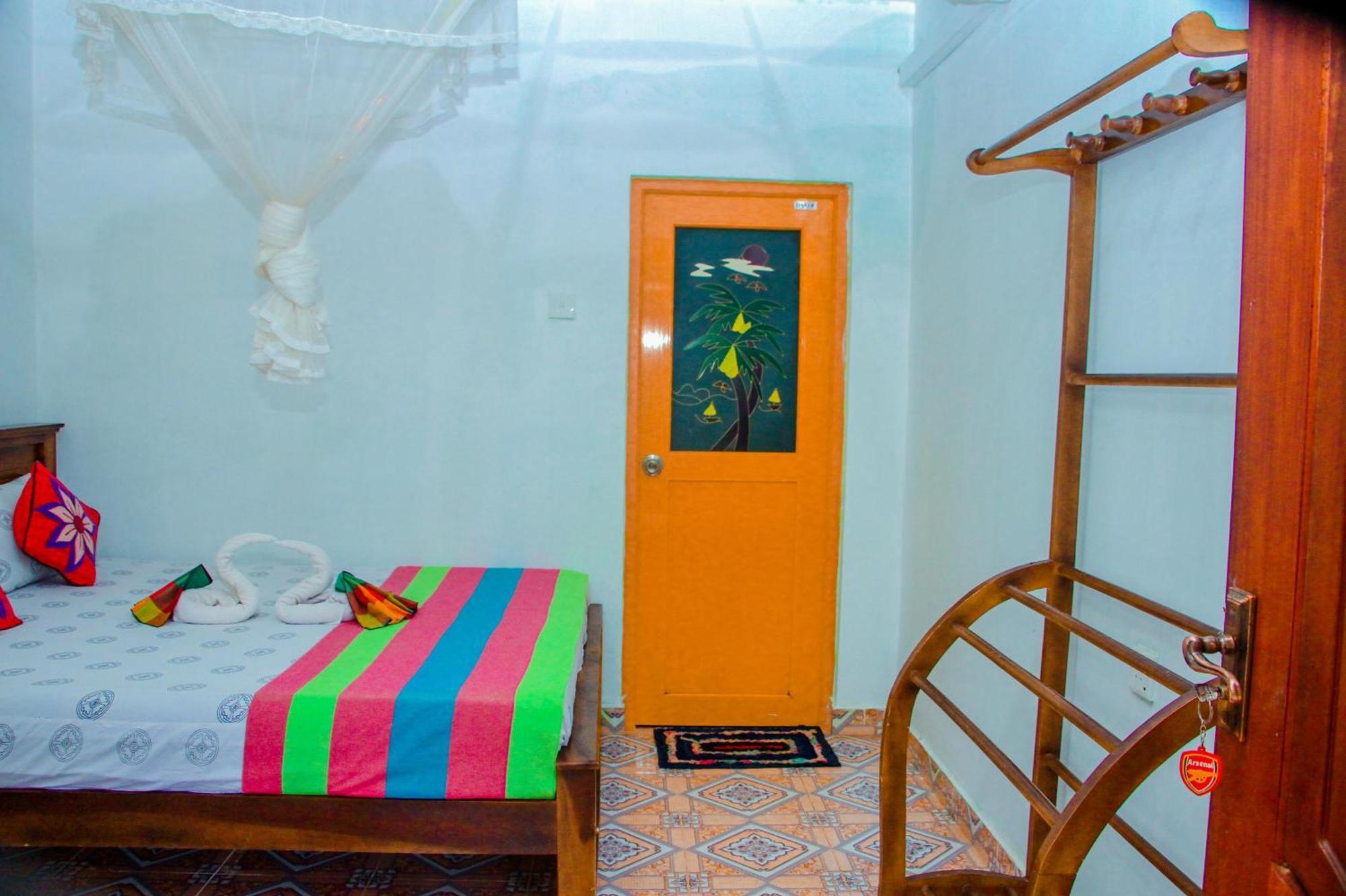 Chanaka Holiday Inn Sigiriya Exterior photo