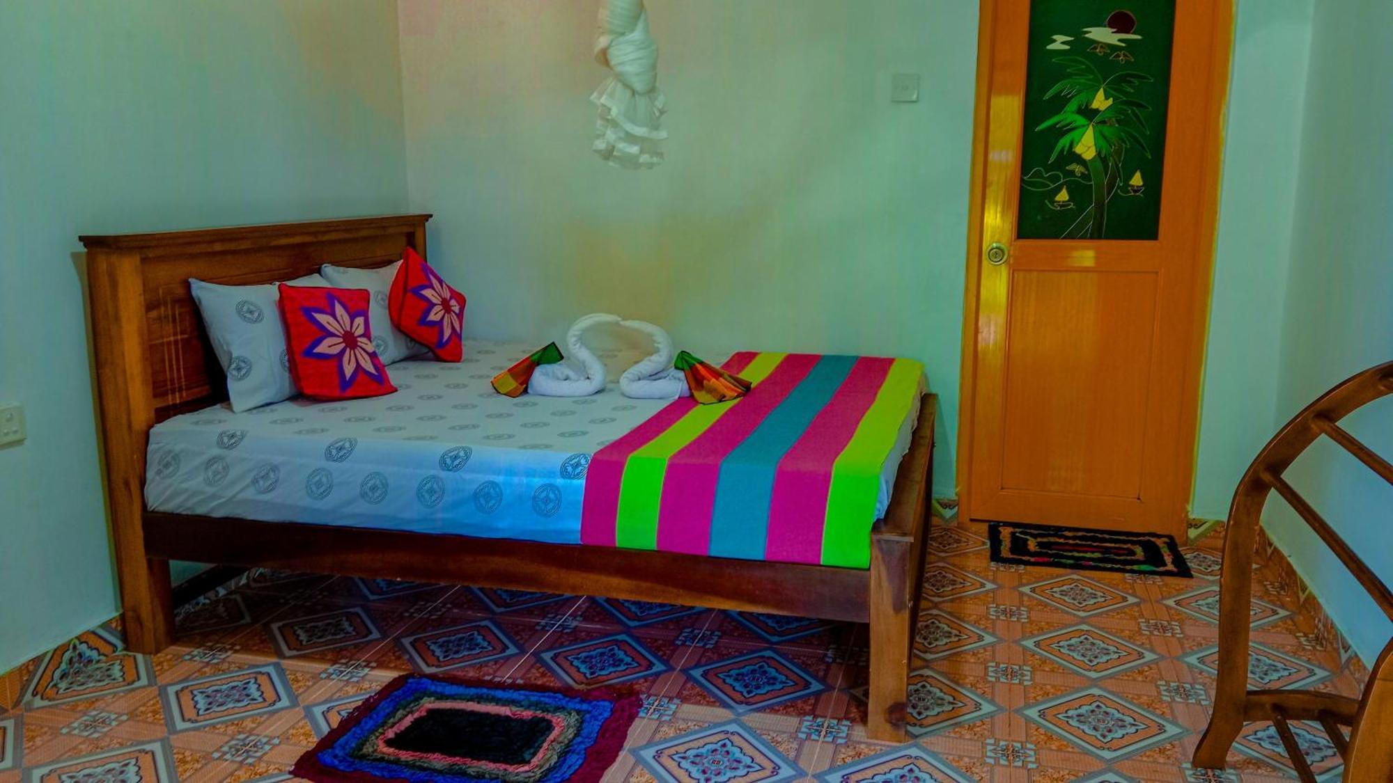 Chanaka Holiday Inn Sigiriya Exterior photo